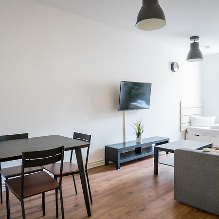 Fantastic 2 Bedroom Apartment Берлін Екстер'єр фото